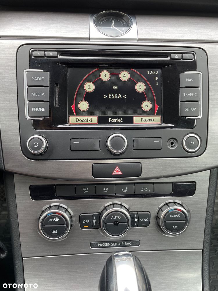 Volkswagen Passat 2.0 TDI Comfortline DSG - 28