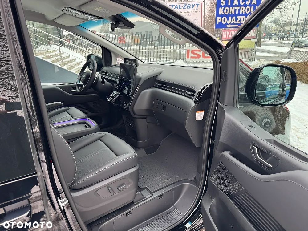 Hyundai Staria 1.6 T-GDI HEV Luxury - 20