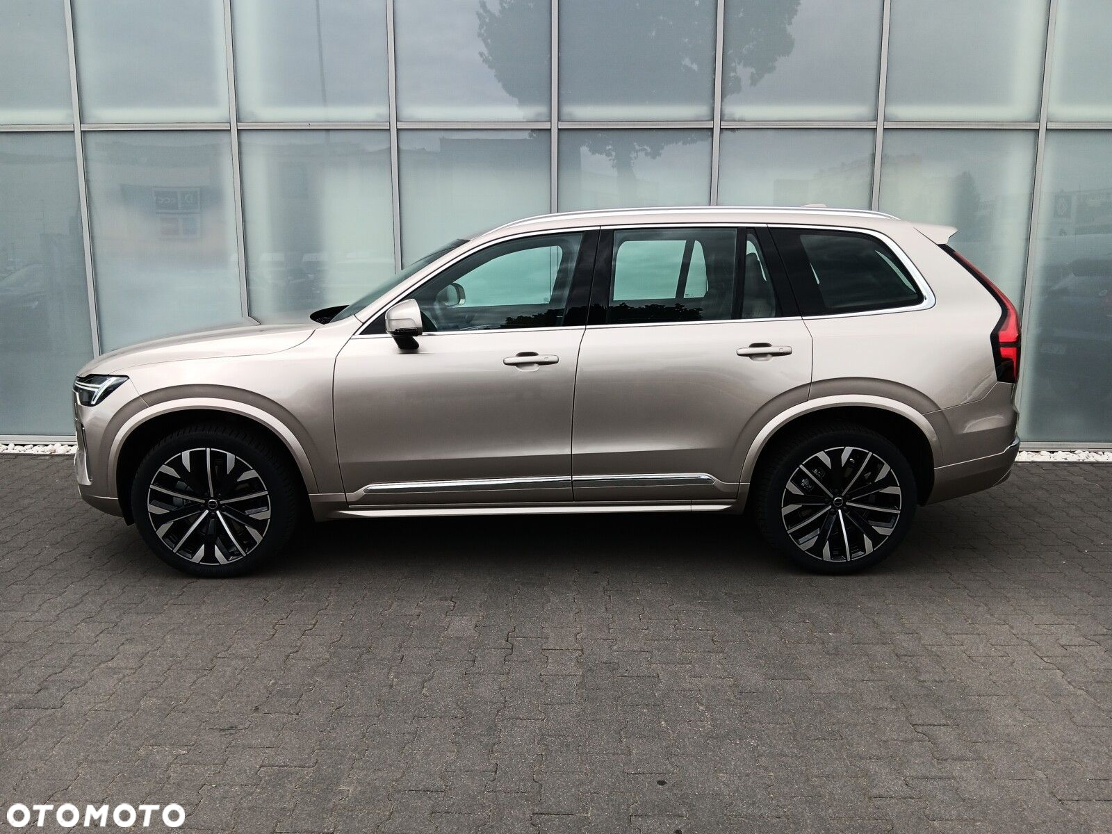Volvo XC 90 - 2