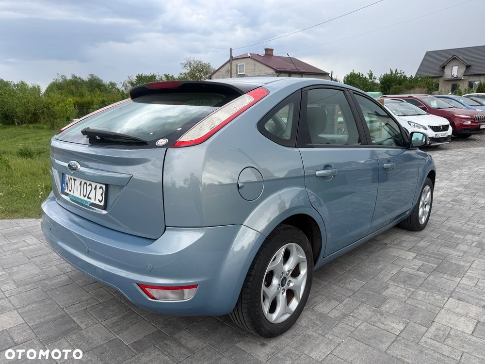 Ford Focus 2.0 16V Titanium - 33