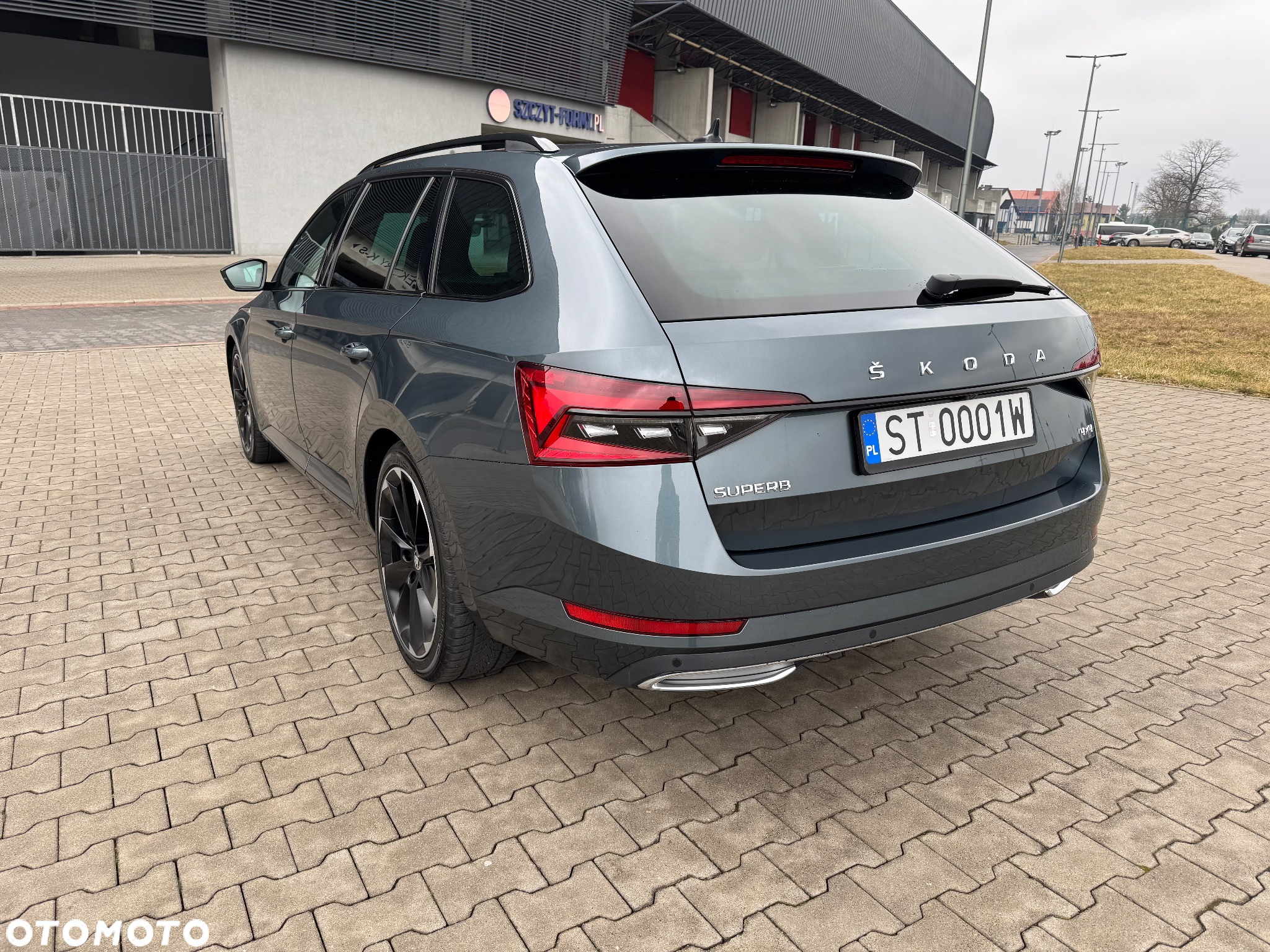 Skoda Superb 2.0 TDI 4x4 Sportline DSG - 4