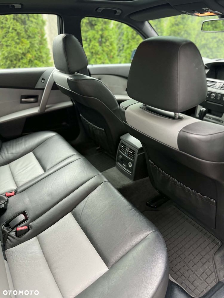 BMW Seria 5 - 12