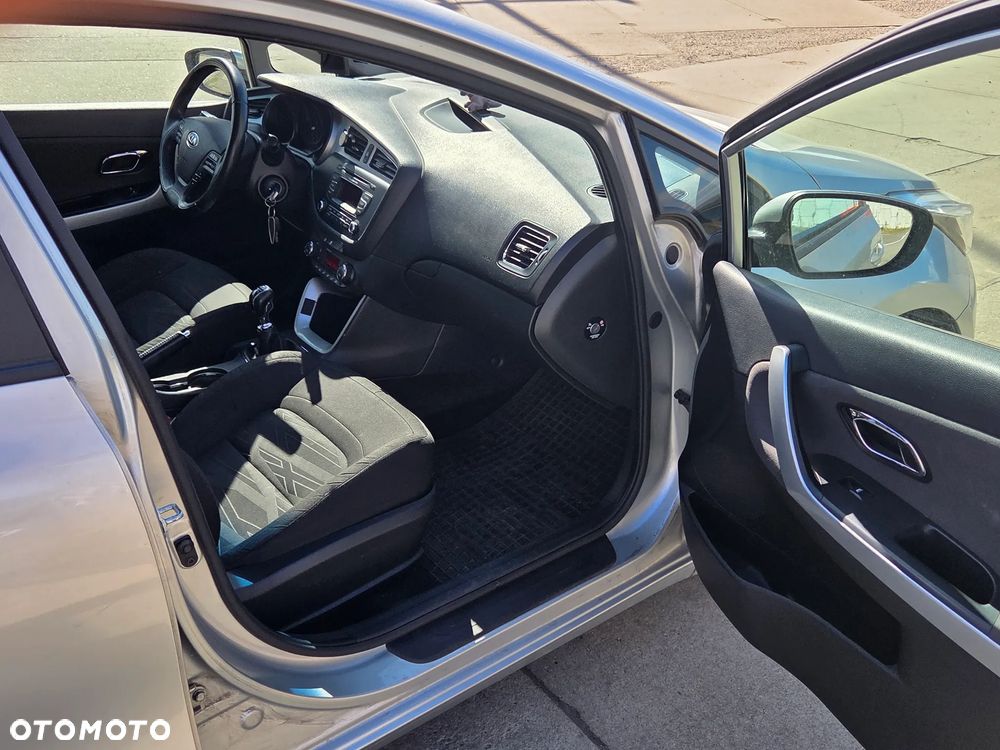 Kia Ceed 1.6 CRDi L - 12
