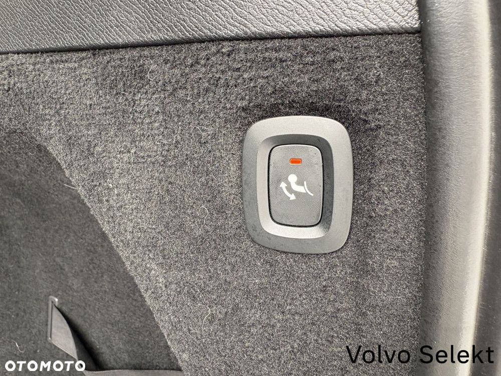 Volvo XC 90 - 26