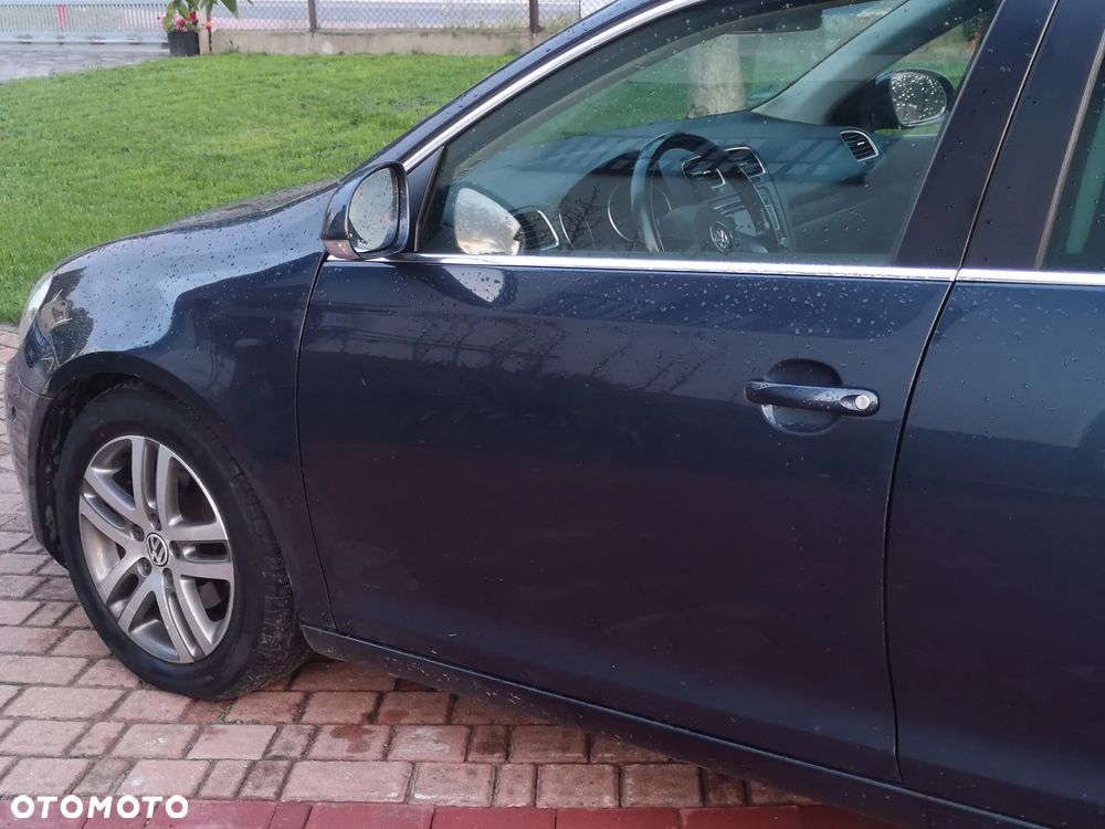 Volkswagen Golf 1.6 TDI DPF Highline - 38