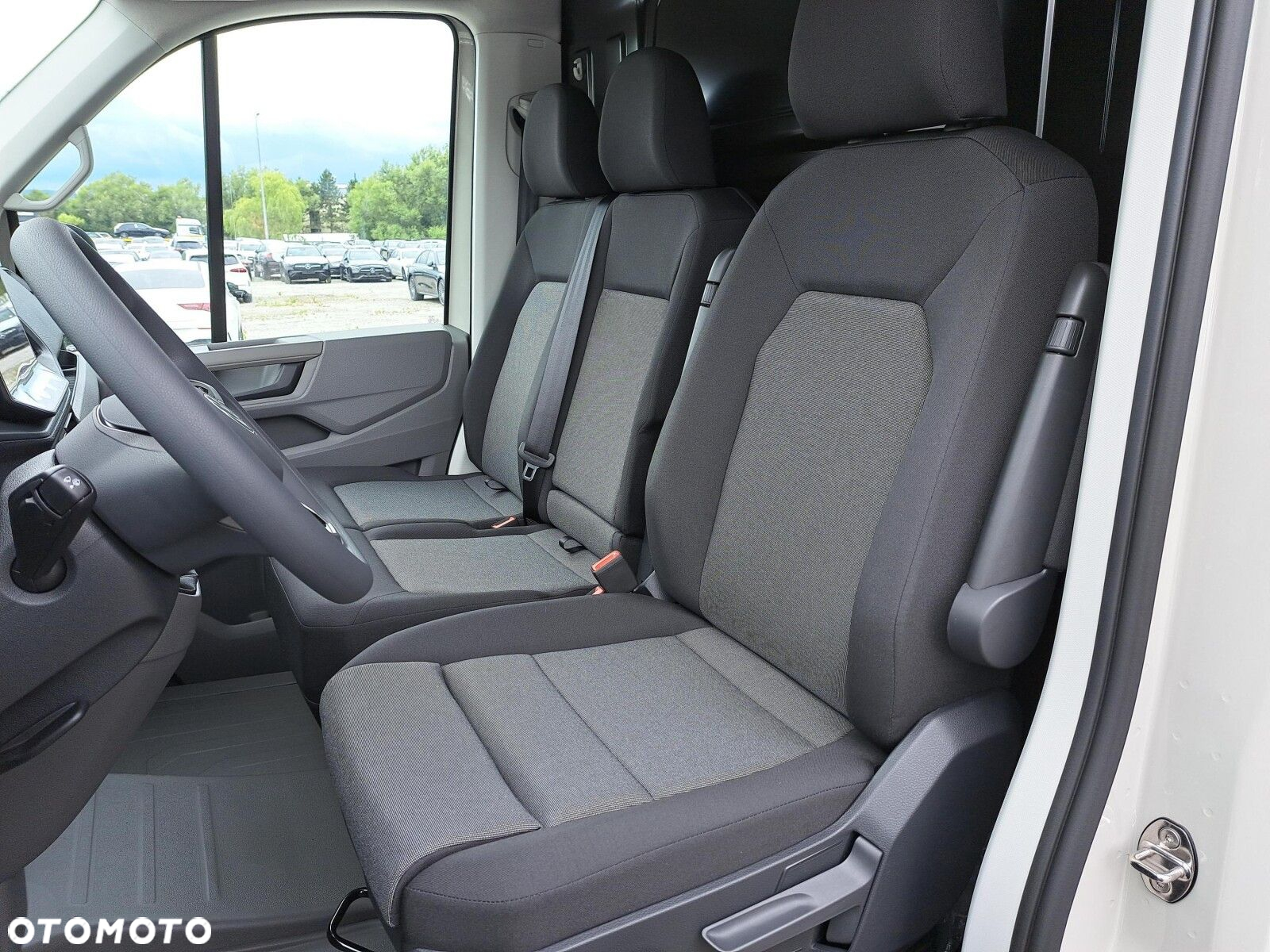 Volkswagen Crafter 35 furgon wysoki dach, 2,0 TDI 177KM, przedni, 6-bieg manualna 3640 mm, Euro 6 - 11