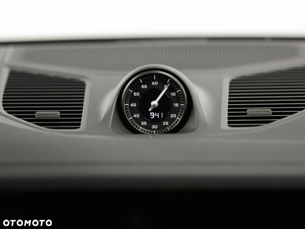 Porsche Cayenne - 15
