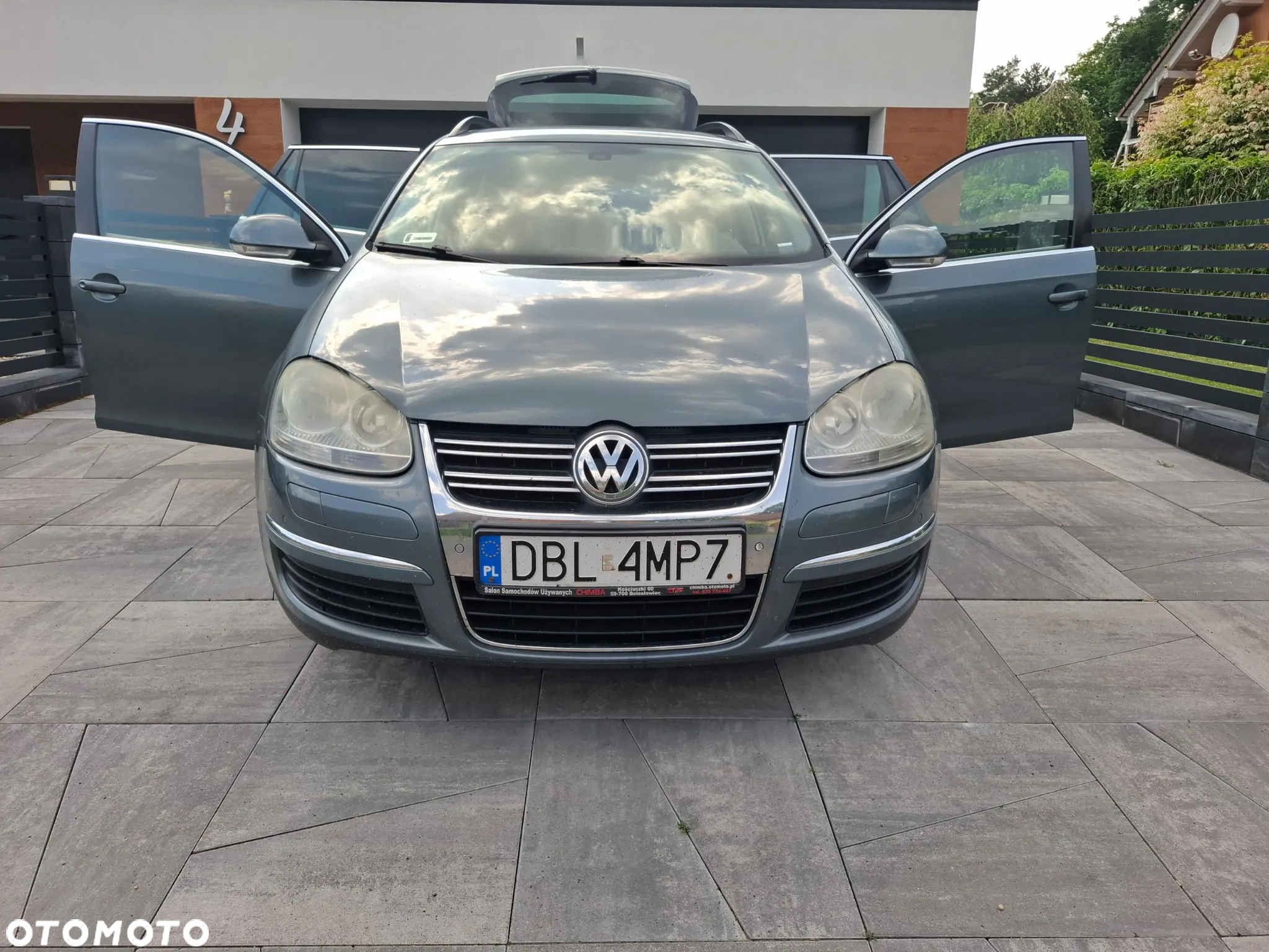 Volkswagen Golf - 11