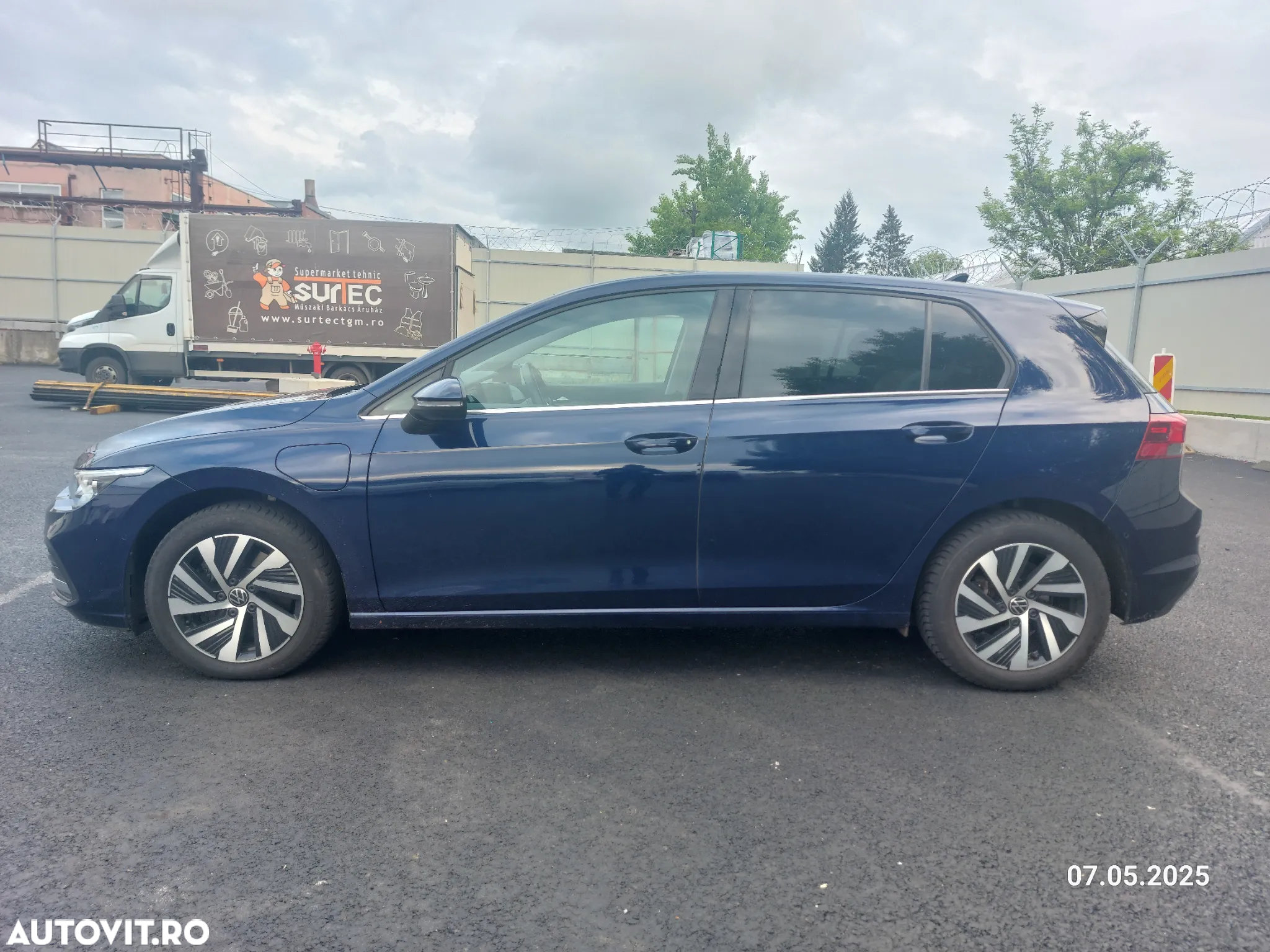 Volkswagen Golf - 4