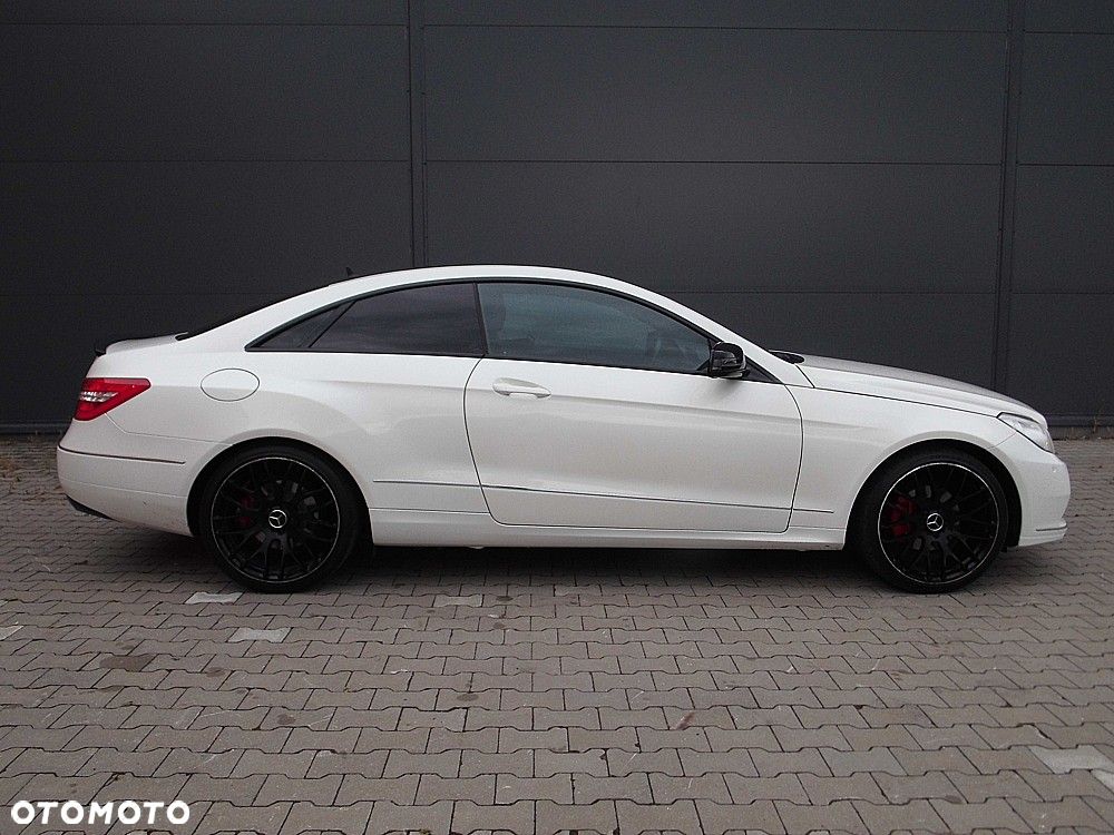 Mercedes-Benz Klasa E 200 CGI BlueEFFICIENCY Automatik Avantgarde - 19