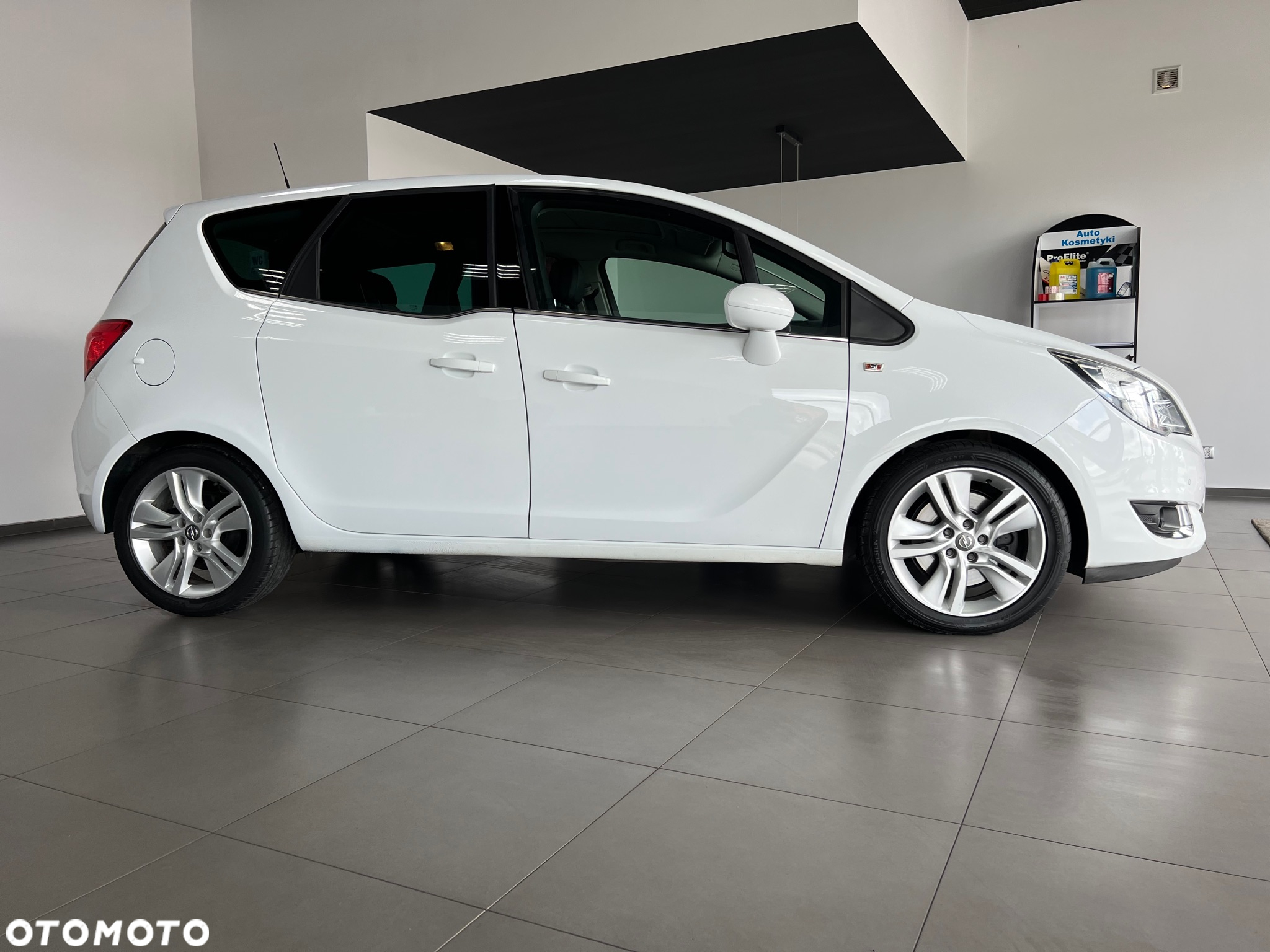 Opel Meriva - 8