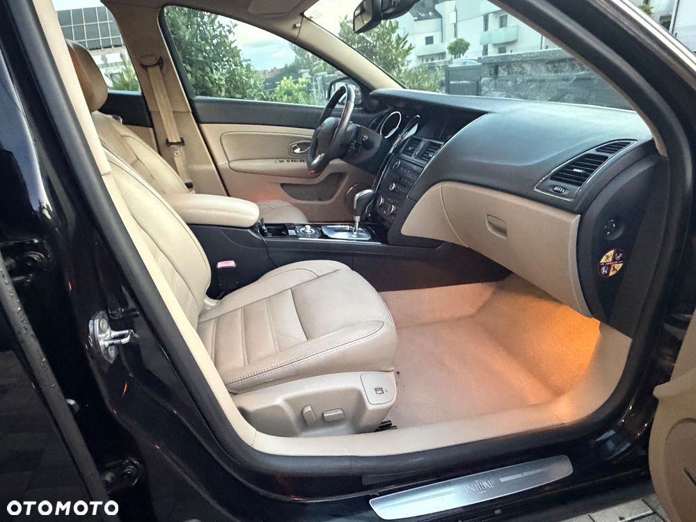 Renault Latitude - 10