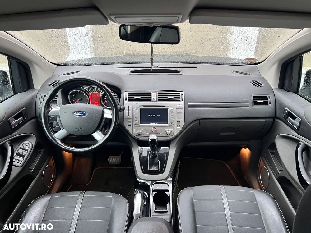 Ford Kuga 2.0 TDCi 4WD Powershift Titanium - 6
