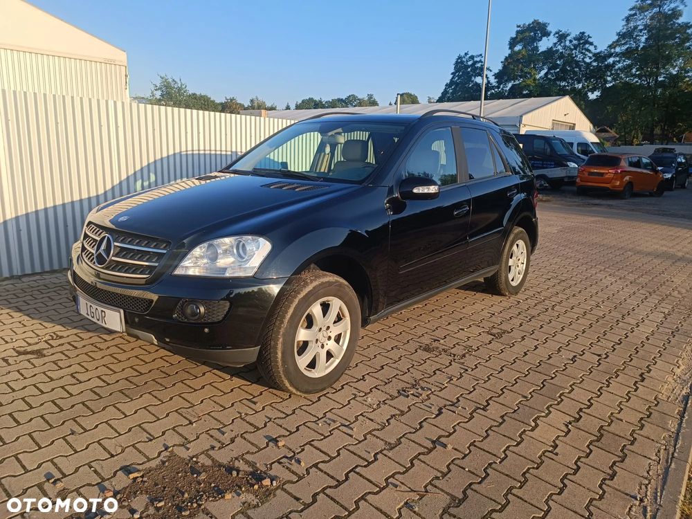 Mercedes-Benz ML 350 4-Matic - 2