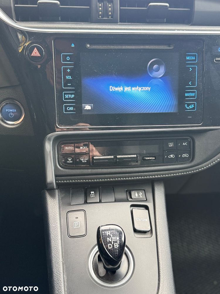 Toyota Auris Hybrid 135 Comfort - 16