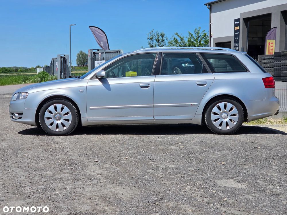 Audi A4 Avant 2.0 TDI DPF - 8