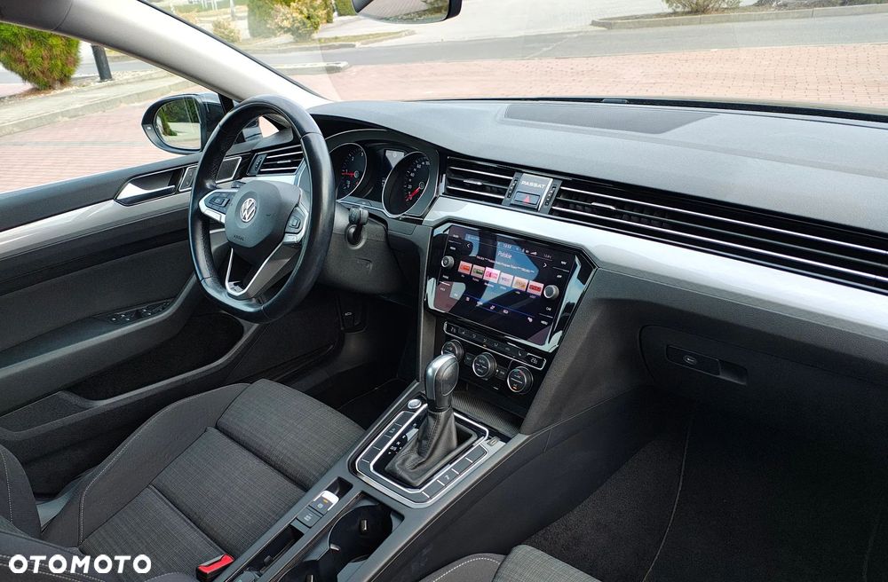 Volkswagen Passat 2.0 TDI EVO Business DSG - 33