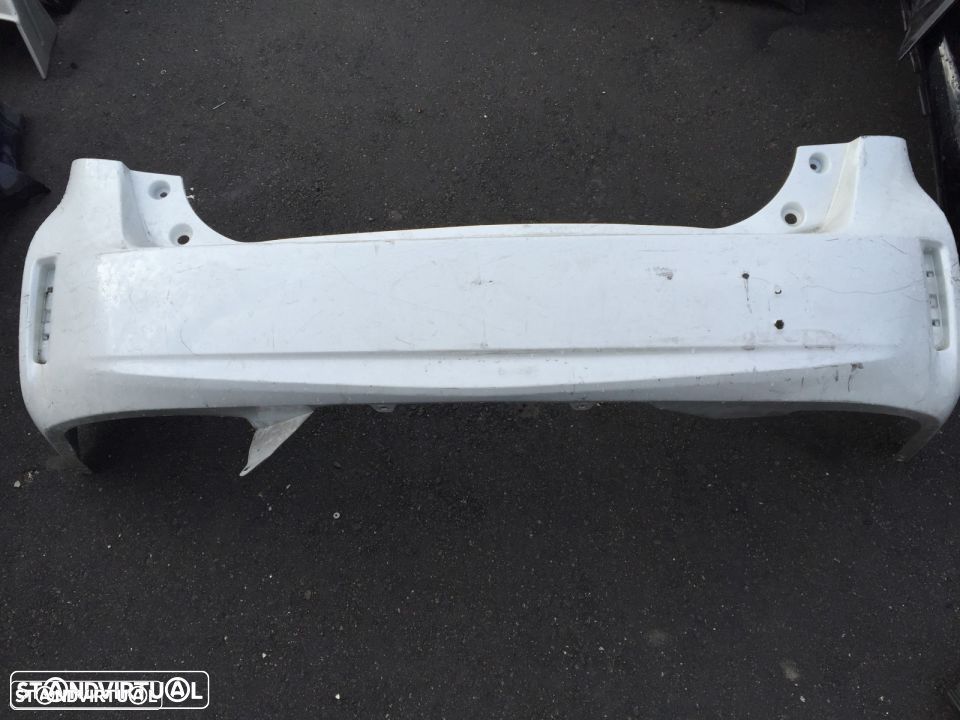 Parachoque Toyota prius - 1