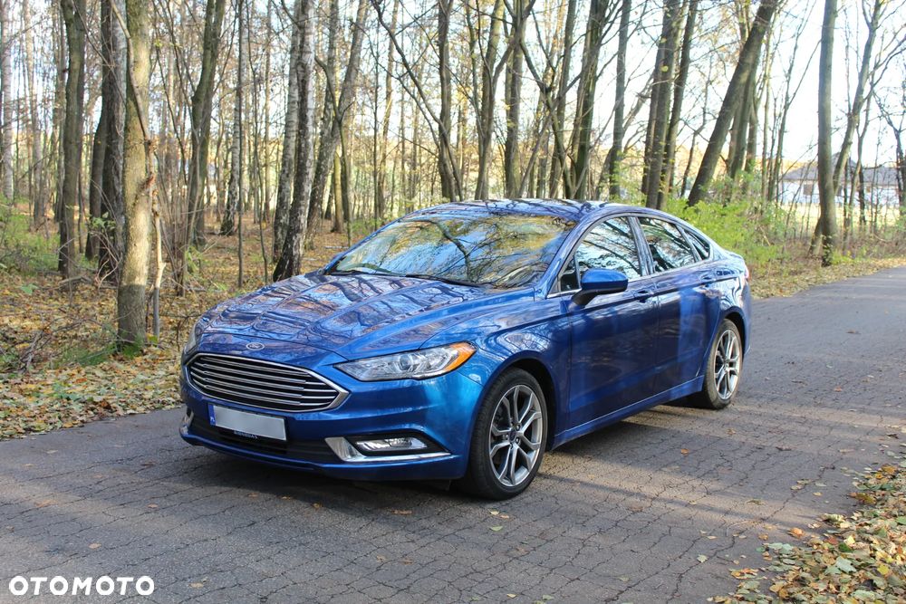 Ford Fusion - 2