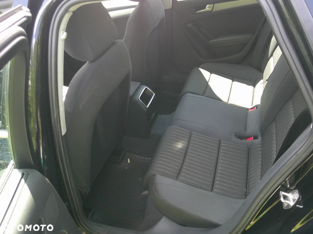 Audi A4 Avant 2.0 TDI - 13
