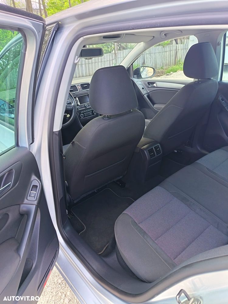Volkswagen Golf 1.6 TDI DPF BlueMotion Technology Style - 10