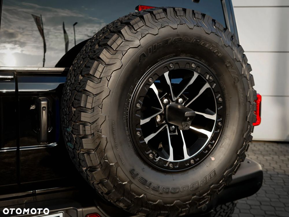 Jeep Wrangler - 16