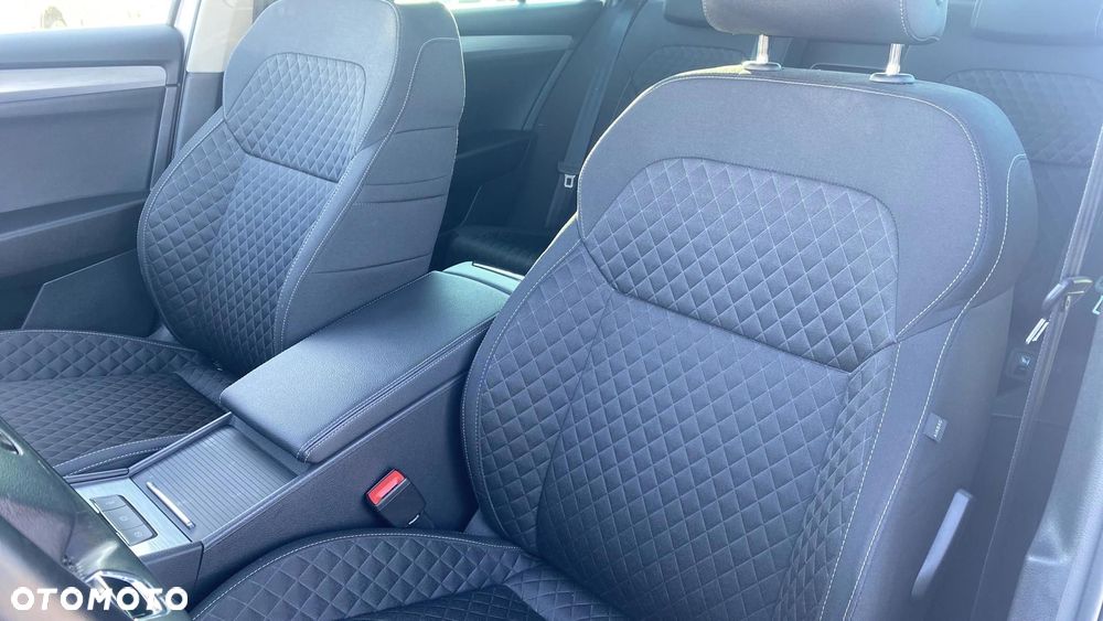 Skoda Superb 2.0 TDI SCR Ambition DSG - 11