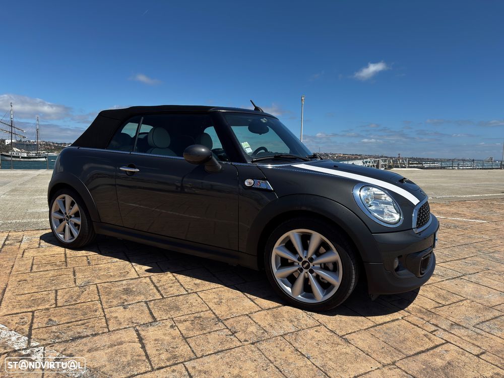 MINI Cabrio Cooper S - 14