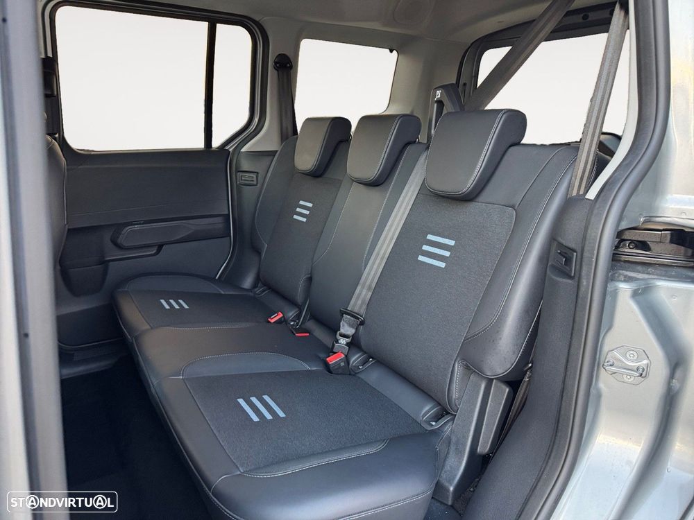 Ford Tourneo Courier 1.0 EcoBoost Active DCT - 13