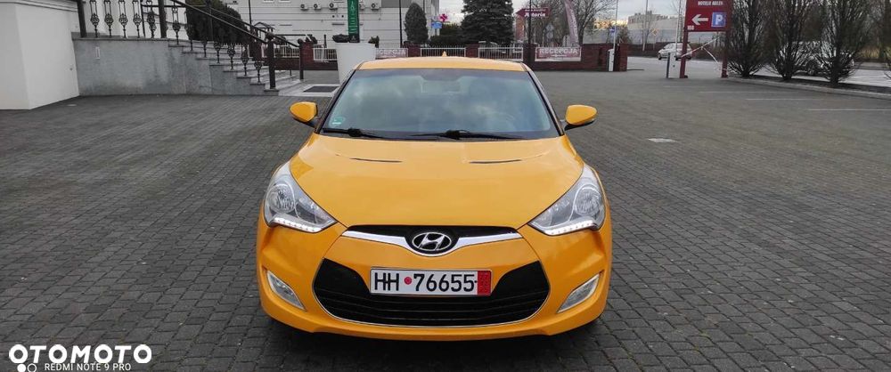 Hyundai Veloster - 19