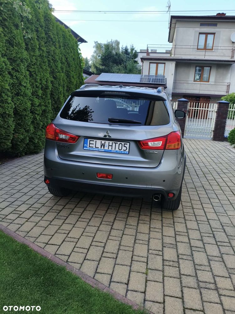 Mitsubishi ASX - 4