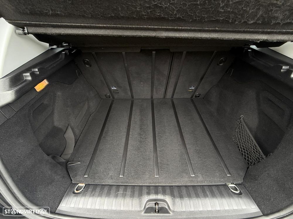 Peugeot 2008 1.4 HDi Allure - 12