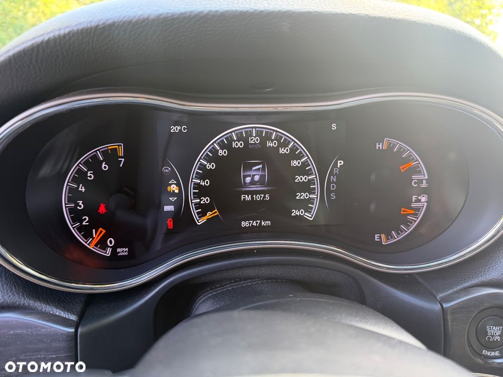 Jeep Grand Cherokee - 8