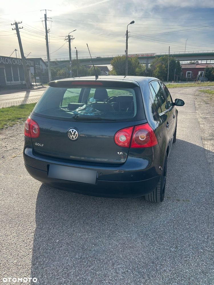 Volkswagen Golf V 5-Türer Comfortline - 6