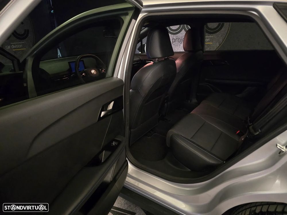 MG MG4 77 kWh Extended Range Luxury - 9