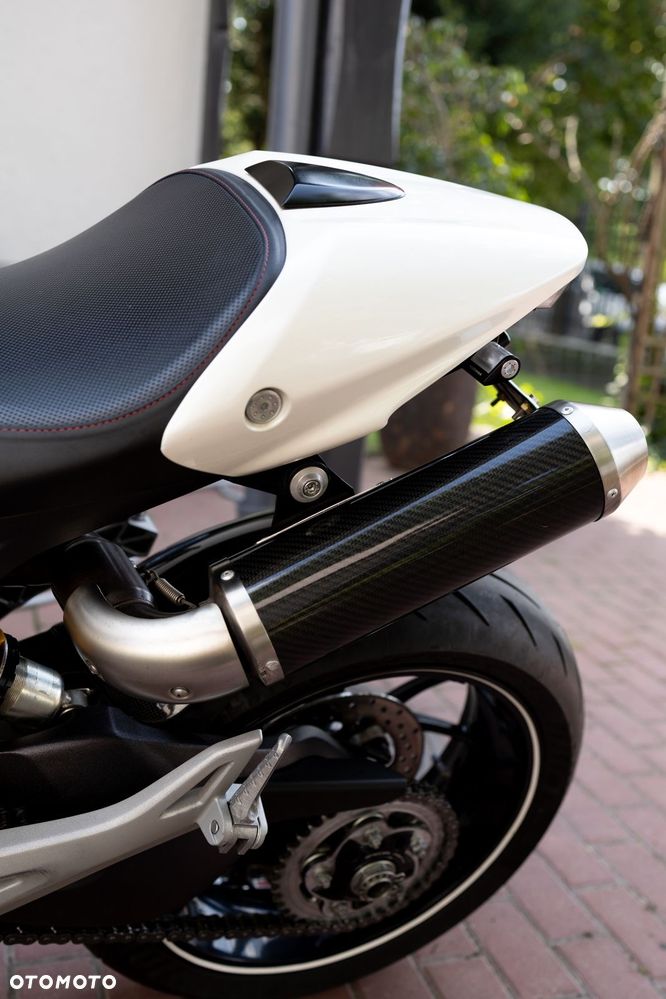 Ducati Monster - 15