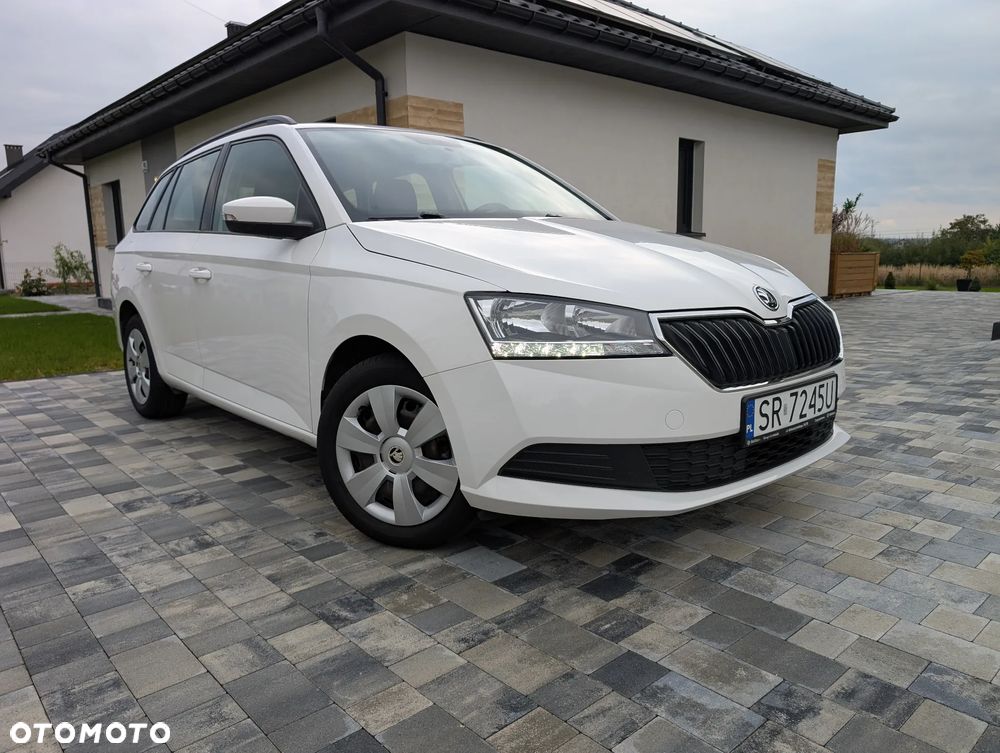 Skoda Fabia 1.0 Active - 2