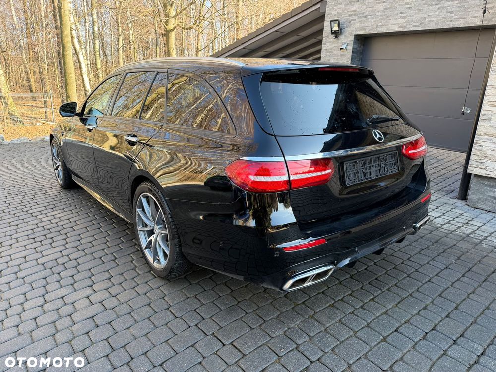 Mercedes-Benz Klasa E AMG 63 S 4Matic+ 9G-TRONIC - 5