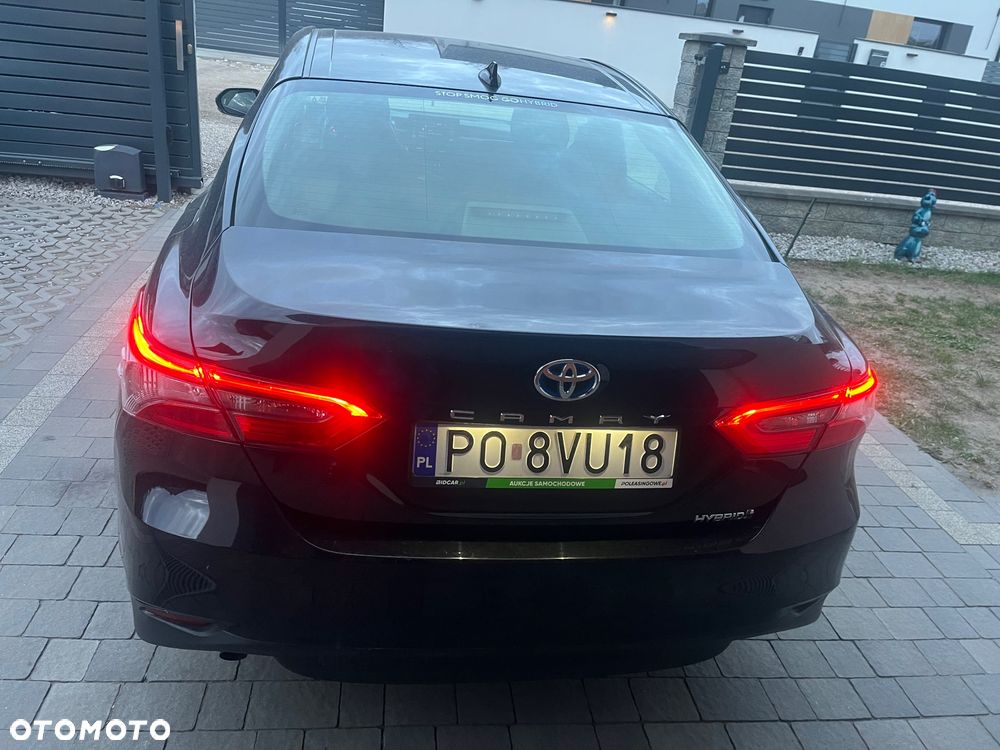Toyota Camry 2.5 Hybrid Comfort CVT - 6