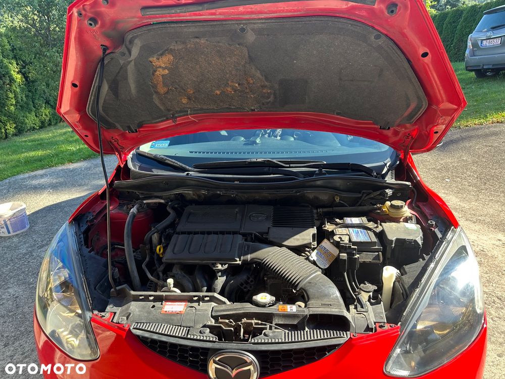 Mazda 2 - 10