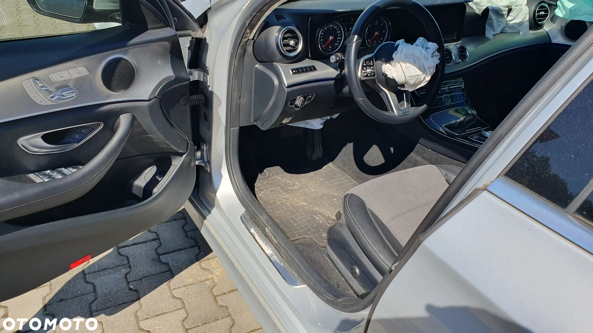 Mercedes-Benz Klasa E 220 d AMG/Avantgarde - 11