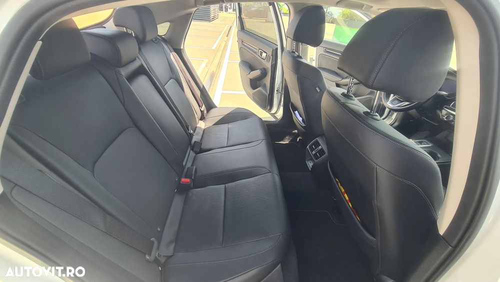 Honda Civic 2.0 e:HEV E-CVT Advance - 17