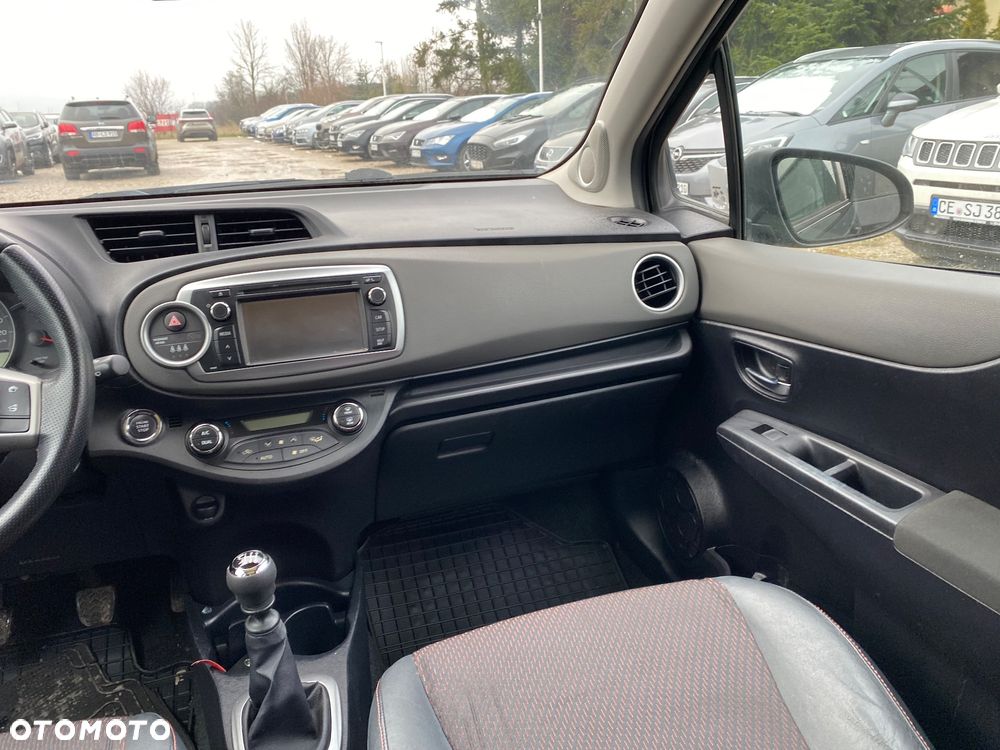 Toyota Yaris 1.33 Prestige - 30