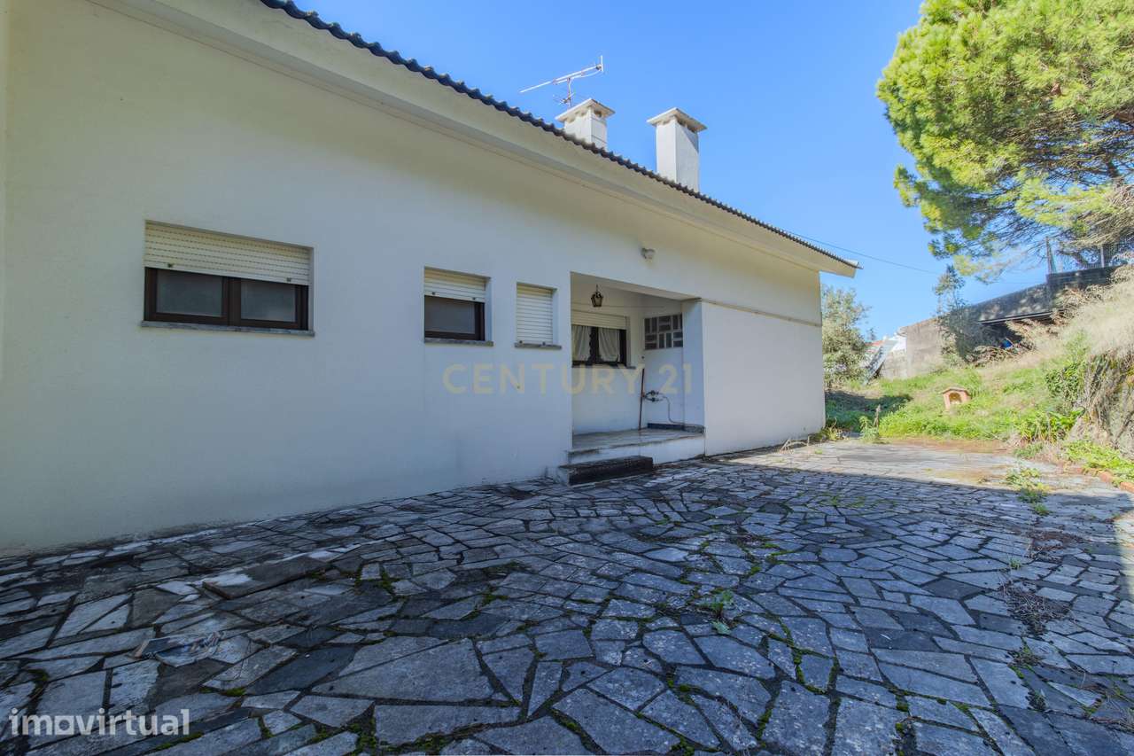Moradia T4 em Porto de Mós, Leiria - Grande imagem: 4/34