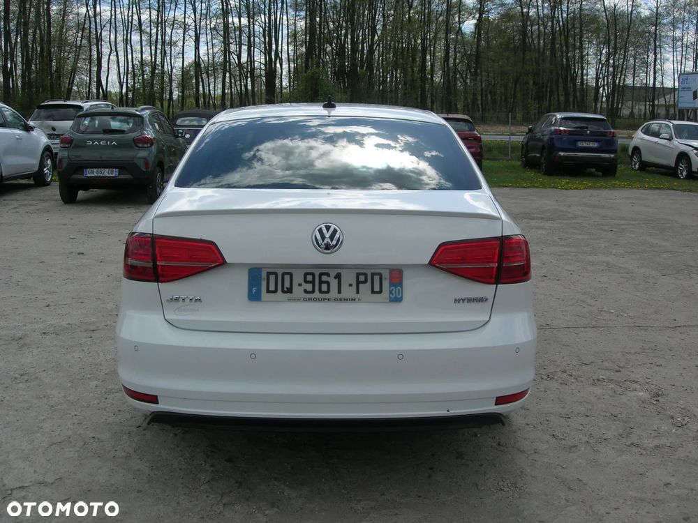 Volkswagen Jetta Hybrid - 9