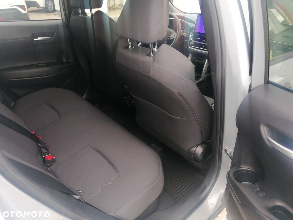 Toyota Corolla Cross - 10