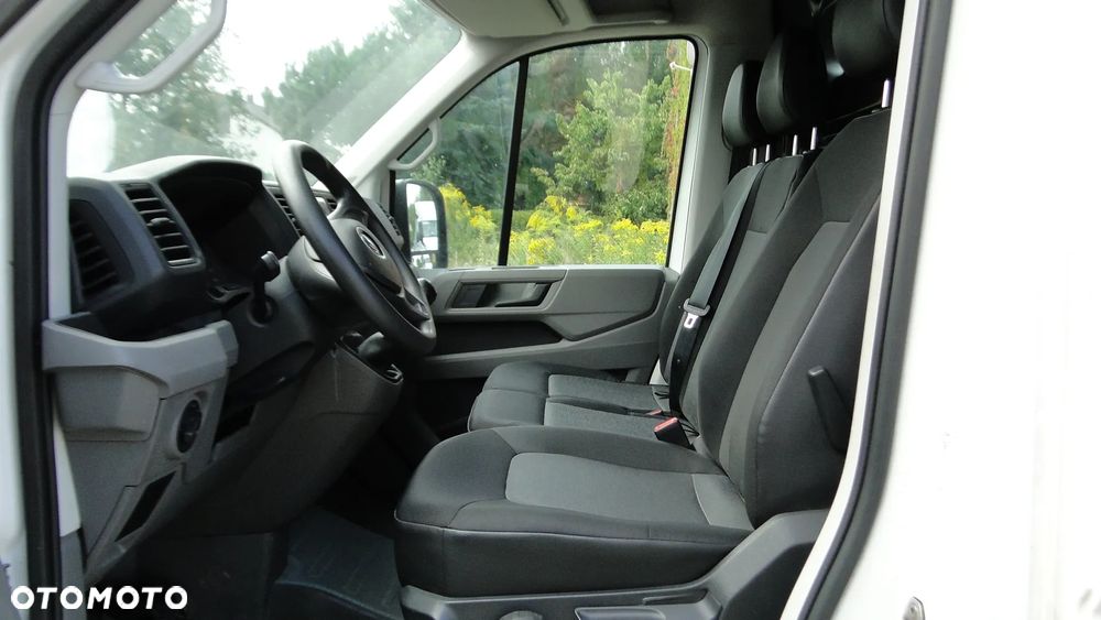 Volkswagen CRAFTER - 12
