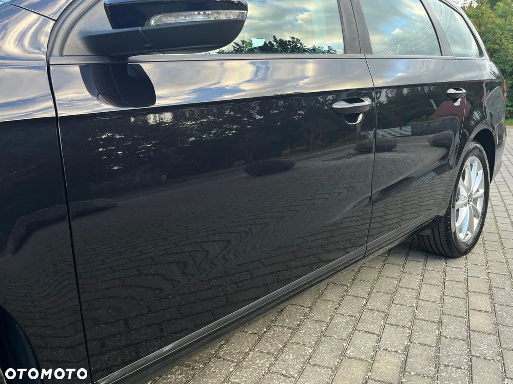 Volkswagen Passat 2.0 TDI DPF Highline - 32
