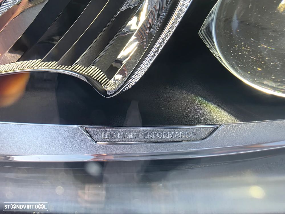 Mercedes-Benz GLA 180 d Urban - 16