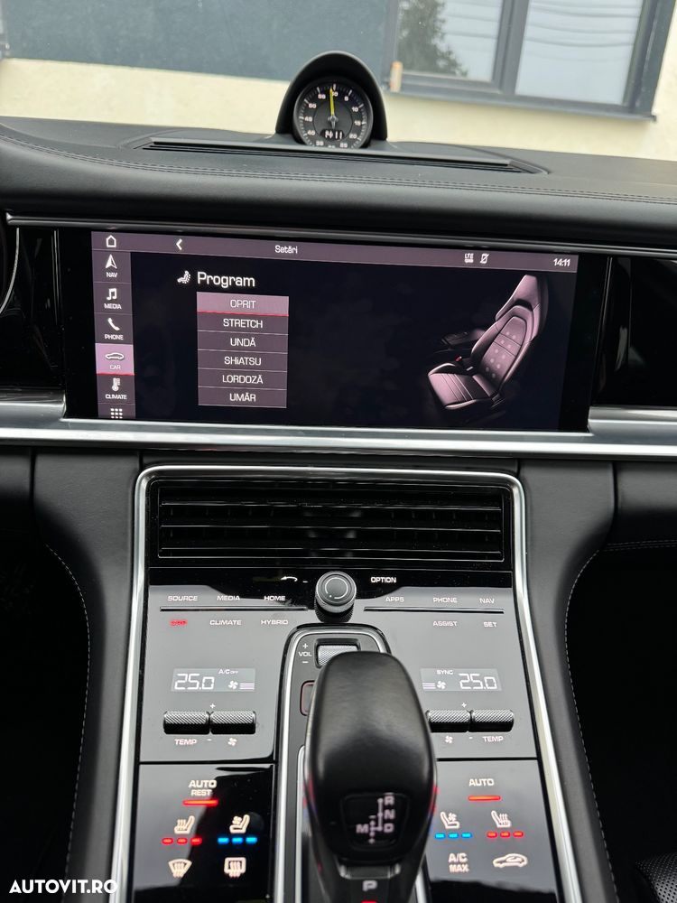 Porsche Panamera 4 E-Hybrid - 11